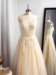 Prom Dresses For 21 Year Olds, A-line Spaghetti Straps Appliques Lace Floor-Length Tulle Dress