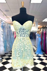 Bridesmaid Dresses Blues, Strapless Lavender Lace Tulip Mini Dress